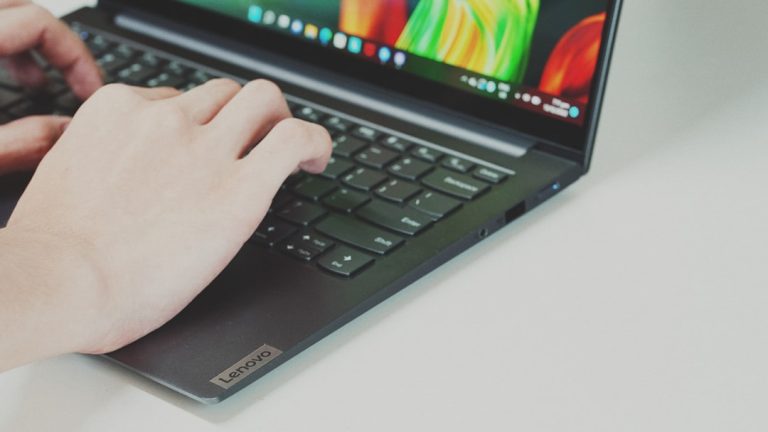 lenovos think family - Lenovo's Think Family: Pioneering Hybrid AI for Business Productivity